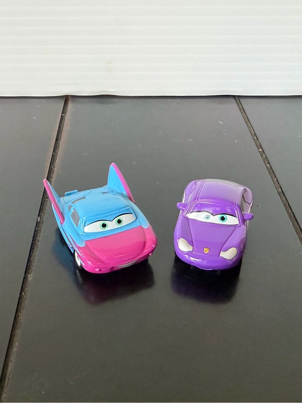 Disney Pixar Cars Mini Adventures Race Rods Flo and Sally